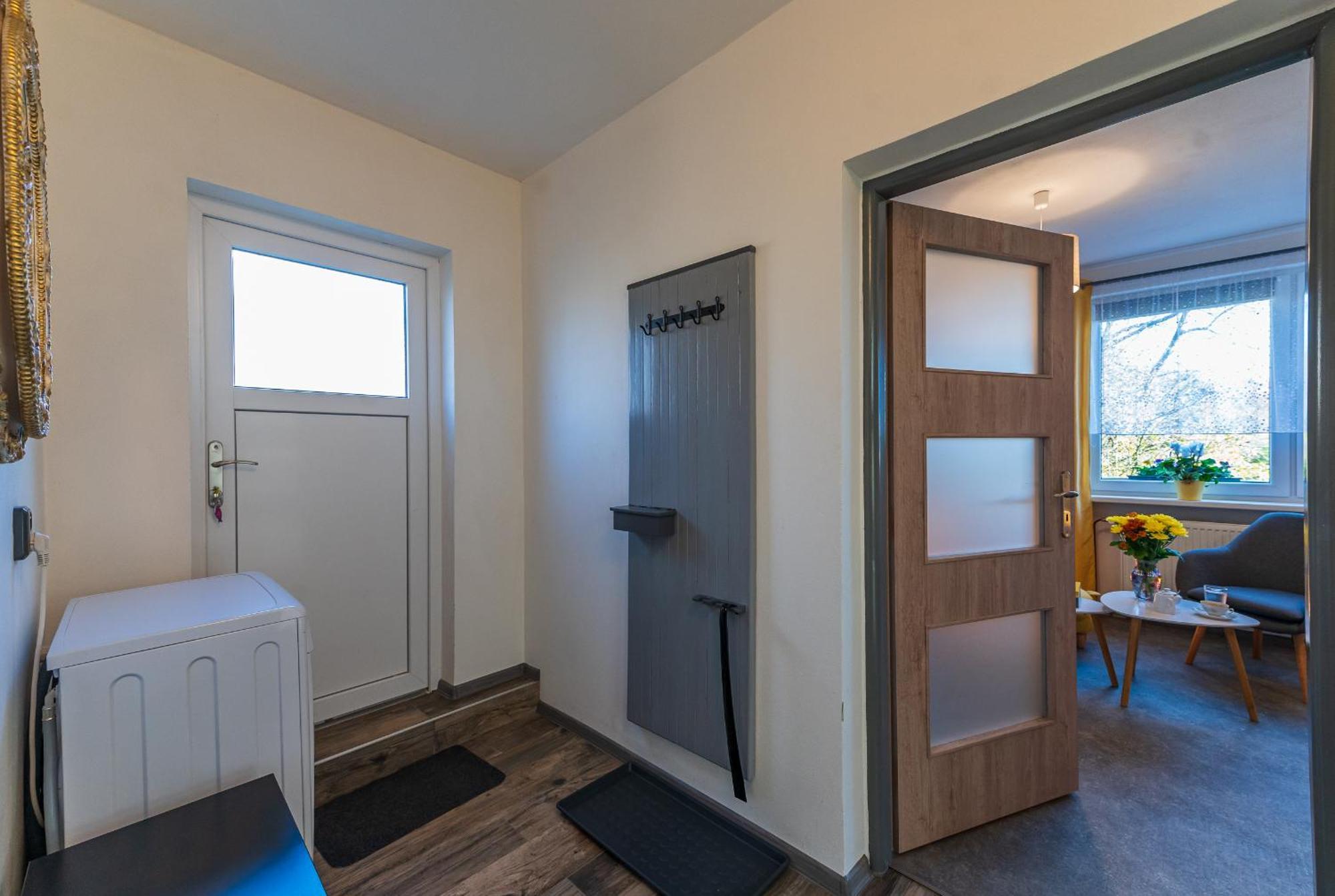 Ubytovani Na Samote - Apartman U Tesaru Komarice Экстерьер фото